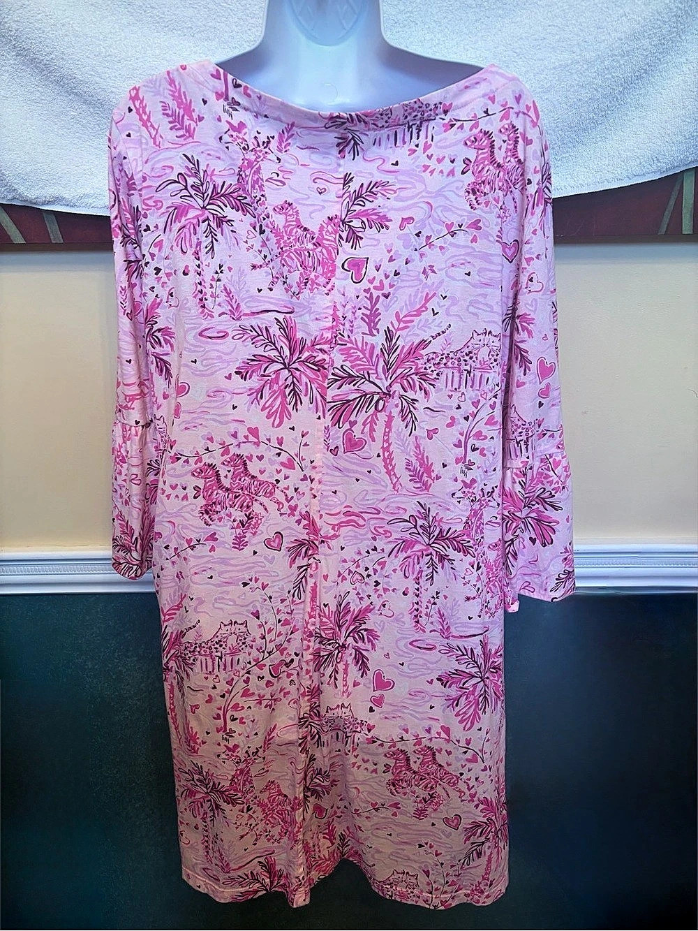 Lilly Pulitzer Floral Dress in Pink XXL Like New - Picture 3 of 9